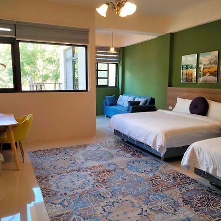 910 Hostel 城南館-自助入住 Yuli Eksteriør bilde