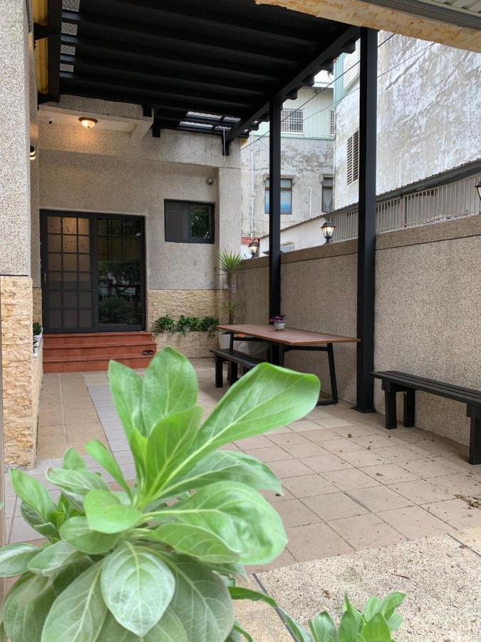 910 Hostel 城南館-自助入住 Yuli Eksteriør bilde