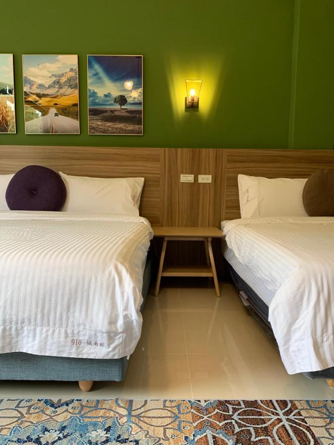910 Hostel 城南館-自助入住 Yuli Eksteriør bilde