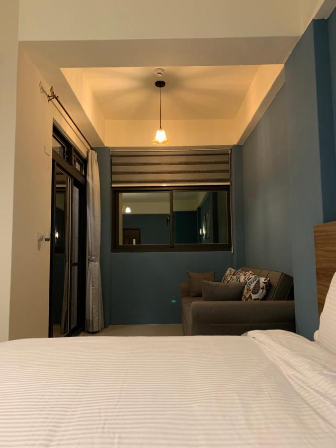 910 Hostel 城南館-自助入住 Yuli Eksteriør bilde